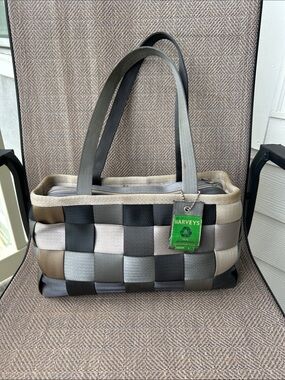 Harveys Woven Seatbelt Tote in Metallic Neutral colors.